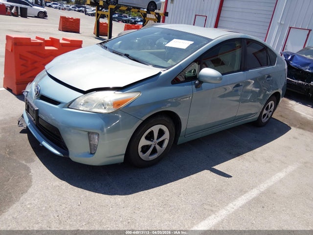 JTDKN3DU4F1987780 Toyota Prius Two