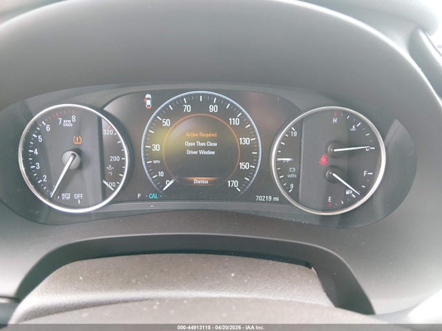 44913118 :رقم المزاد ، 1G4ZP5SS9HU161252 vin ، 2017 Buick Lacrosse Essence مزاد بيع