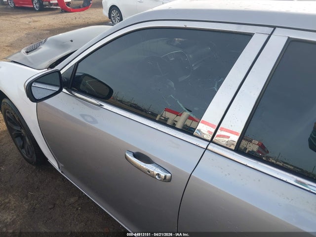 Продажа на аукционе авто 2016 Chrysler 300 Limited, vin: 2C3CCAAG1GH211983, номер лота: 44913151