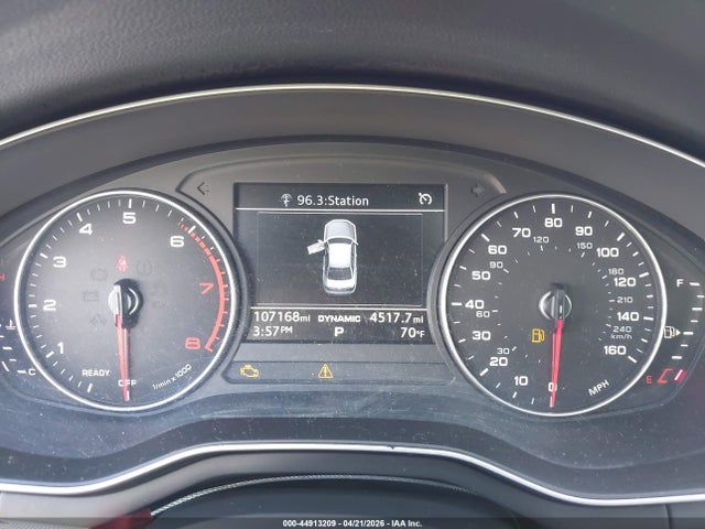 Продаж на аукціоні авто 2017 Audi A4 2.0t Premium, vin: WAUGNAF4XHN005993, номер лоту: 44913209