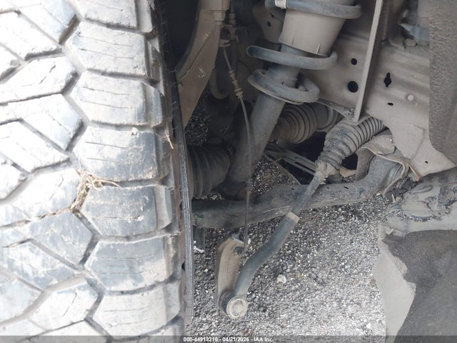 44913210 :رقم المزاد ، 1GKS2BKD4NR323151 vin ، 2022 Gmc Yukon 4wd Slt مزاد بيع