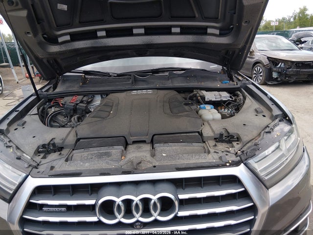 44913211 :رقم المزاد ، WA1LAAF74HD000456 vin ، 2017 Audi Q7 3.0t Premium مزاد بيع