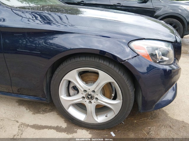 44913276 :رقم المزاد ، WDDWJ4KB2HF509275 vin ، 2017 Mercedes-benz C 300 4matic مزاد بيع