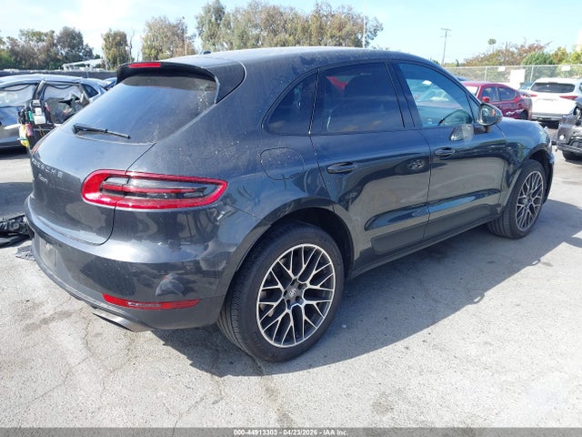 Auction sale of the 2018 Porsche Macan Sport Edition, vin: WP1AA2A59JLB19588, lot number: 44913303