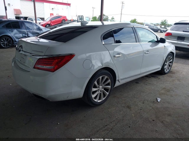 1G4GB5G31FF309256 Buick Lacrosse Leather