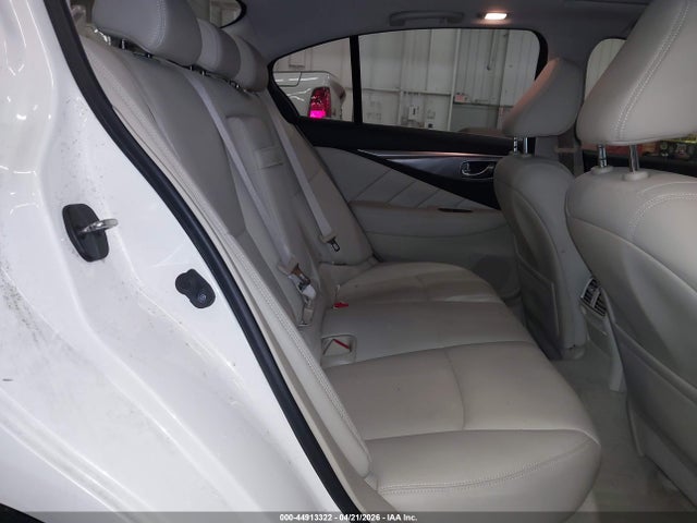 2015 Infiniti Q50 Premium მანქანა იყიდება აუქციონზე, vin: JN1BV7AP1FM354967, აუქციონის ნომერი: 44913322