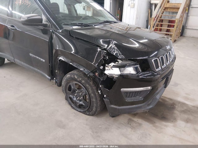 44913333 :رقم المزاد ، 3C4NJDAB8JT464944 vin ، 2018 Jeep Compass Sport 4x4 مزاد بيع