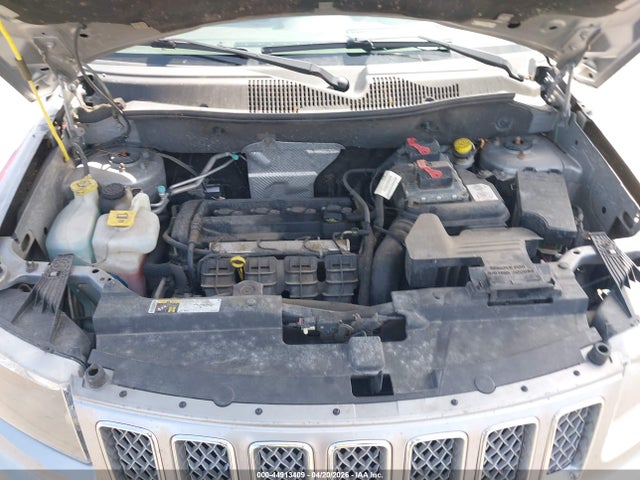 44913409 :رقم المزاد ، 1C4NJCEA6GD628217 vin ، 2016 Jeep Compass Latitude مزاد بيع