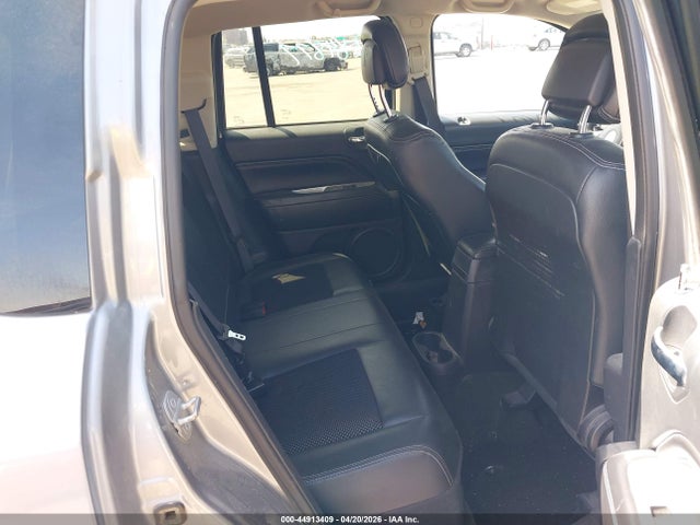 44913409 :رقم المزاد ، 1C4NJCEA6GD628217 vin ، 2016 Jeep Compass Latitude مزاد بيع