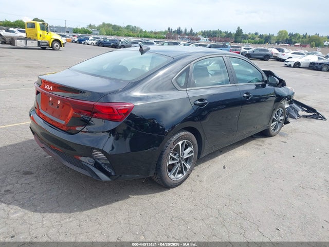 KIA Forte Lxs 2024 3KPF24AD3RE811499 Image 4
