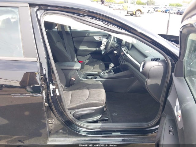 KIA Forte Lxs 2024 3KPF24AD3RE811499 Image 5