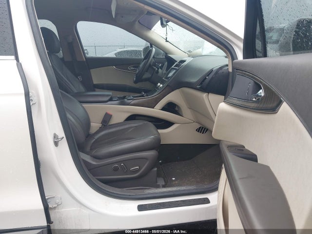 44913466 :رقم المزاد ، 2LMPJ6K9XKBL66544 vin ، 2019 Lincoln Nautilus Select مزاد بيع