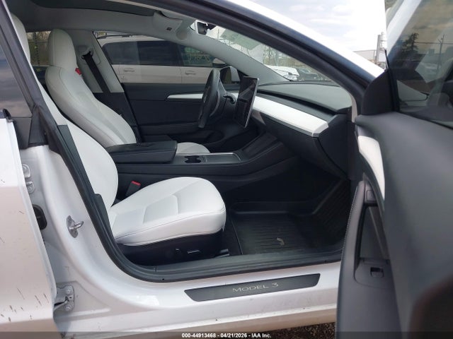 Tesla Model 3 Standard Range Plus Rear-wheel Drive 2021 5YJ3E1EAXMF989616 Image 5