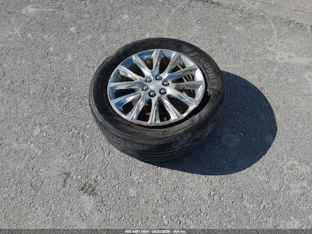 44913484 :رقم المزاد ، 5GAERCKW8JJ203181 vin ، 2018 Buick Enclave Premium مزاد بيع