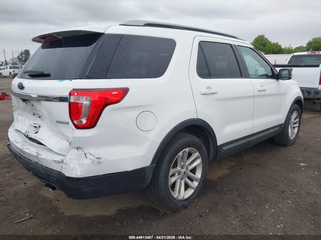 44913487 :رقم المزاد ، 1FM5K7DH2HGA87858 vin ، 2017 Ford Explorer Xlt مزاد بيع