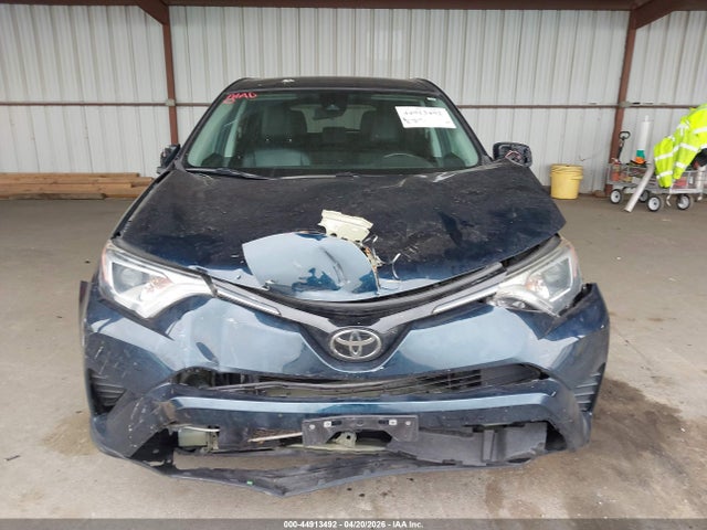 Toyota RAV4 LE 2018 2T3ZFREV0JW495473 Image 13