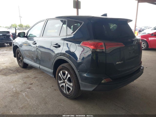 Toyota RAV4 LE 2018 2T3ZFREV0JW495473 Image 3