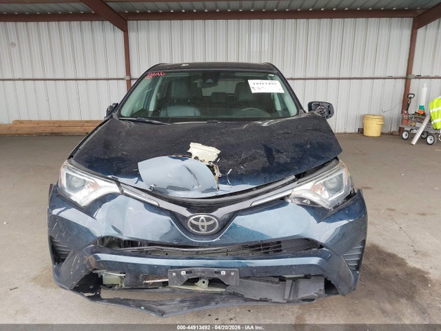 Toyota RAV4 LE 2018 2T3ZFREV0JW495473 Image 6