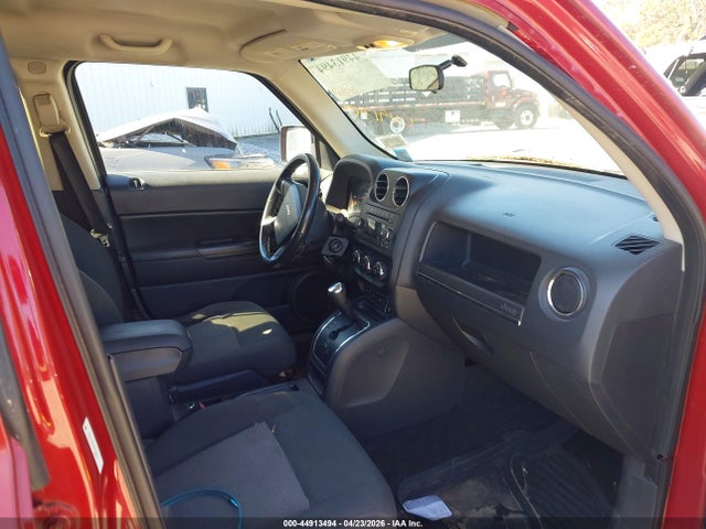 2010 Jeep Patriot Sport მანქანა იყიდება აუქციონზე, vin: 1J4NF1GB2AD619852, აუქციონის ნომერი: 44913494