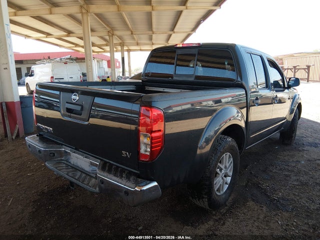 1N6AD0ER0FN755822 Nissan Frontier Sv
