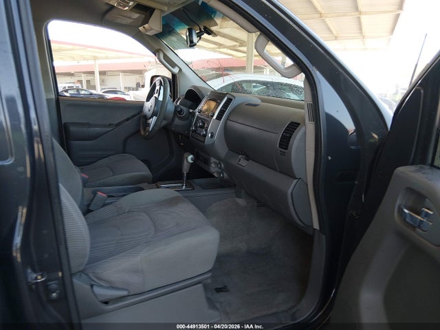 1N6AD0ER0FN755822 Nissan Frontier Sv
