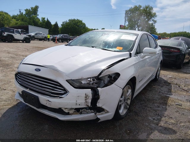44913547 :رقم المزاد ، 3FA6P0LU1JR253789 vin ، 2018 Ford Fusion Hybrid Se مزاد بيع