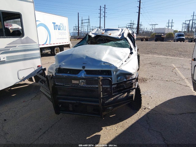 44913574 :رقم المزاد ، 3D7MU48C43G801368 vin ، 2003 Dodge Ram 3500 Slt/laramie/st مزاد بيع