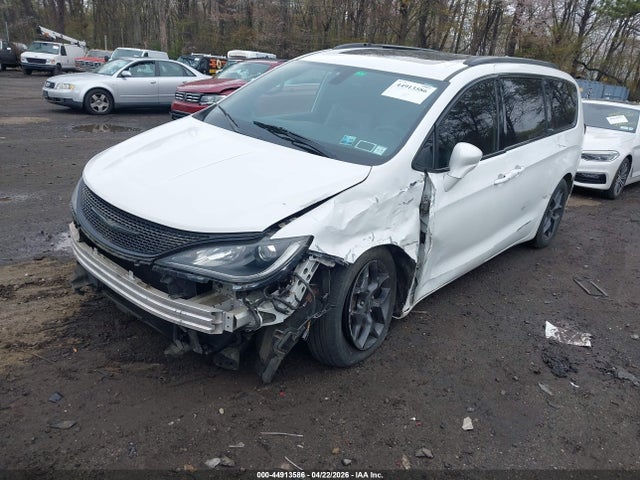 Aukcja sprzedaży 2018 Chrysler Pacifica Touring L Plus, vin: 2C4RC1EG9JR322377, numer aukcji: 44913586