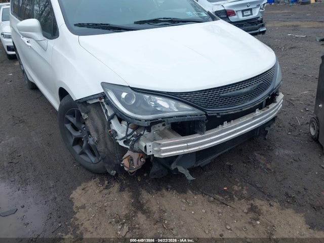 Aukcja sprzedaży 2018 Chrysler Pacifica Touring L Plus, vin: 2C4RC1EG9JR322377, numer aukcji: 44913586