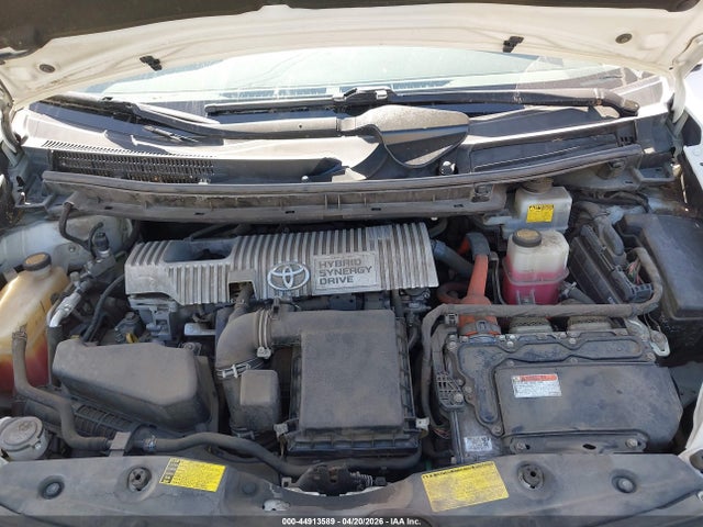 Toyota Prius Two 2014 JTDKN3DU2E0363318 Image 10