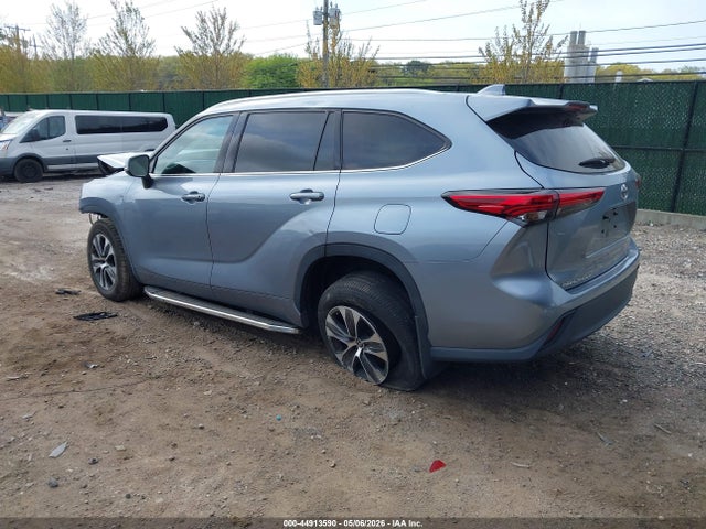 2021 Toyota Highlander Xle მანქანა იყიდება აუქციონზე, vin: 5TDGZRBH1MS127094, აუქციონის ნომერი: 44913590