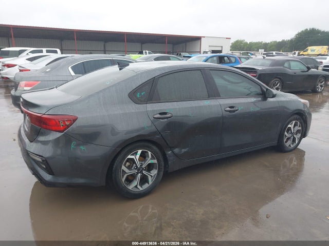 Продажа на аукционе авто 2021 Kia Forte Lxs, vin: 3KPF24AD0ME340212, номер лота: 44913636