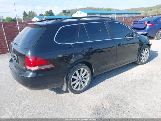 44913638 :رقم المزاد ، 3VWPL7AJ2CM701157 vin ، 2012 Volkswagen Jetta Sportwagen 2.0l Tdi مزاد بيع