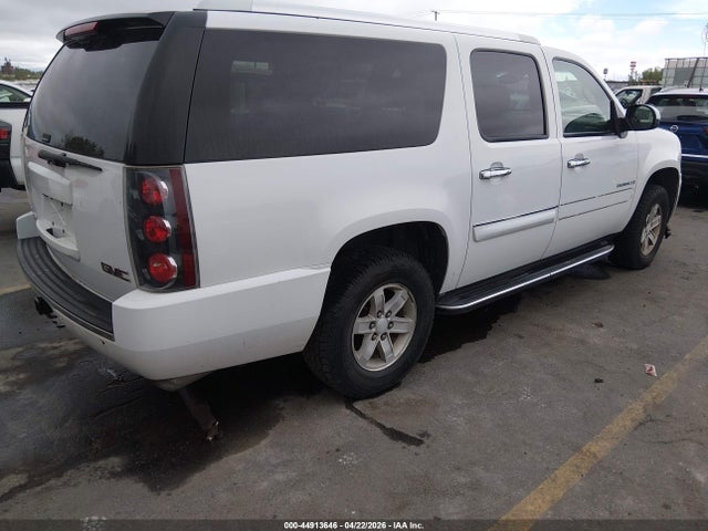 44913646 :رقم المزاد ، 1GKFK668X7J220887 vin ، 2007 Gmc Yukon Xl 1500 Denali مزاد بيع
