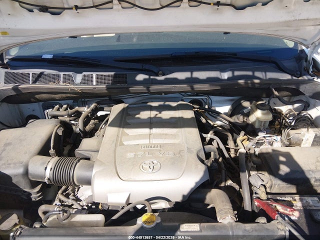 Продажа на аукционе авто 2010 Toyota Sequoia Sr5 5.7l V8, vin: 5TDZY5G14AS023307, номер лота: 44913657