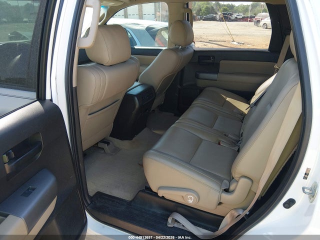 Продажа на аукционе авто 2010 Toyota Sequoia Sr5 5.7l V8, vin: 5TDZY5G14AS023307, номер лота: 44913657