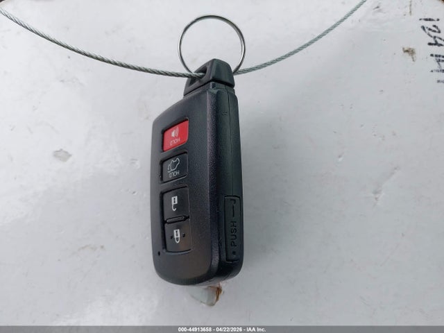 2017 Toyota Rav4 Limited მანქანა იყიდება აუქციონზე, vin: 2T3DFREV8HW603567, აუქციონის ნომერი: 44913658