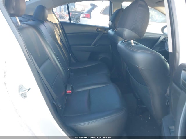 2011 Mazda Mazda3 I Sport მანქანა იყიდება აუქციონზე, vin: JM1BL1UF3B1372854, აუქციონის ნომერი: 44913663