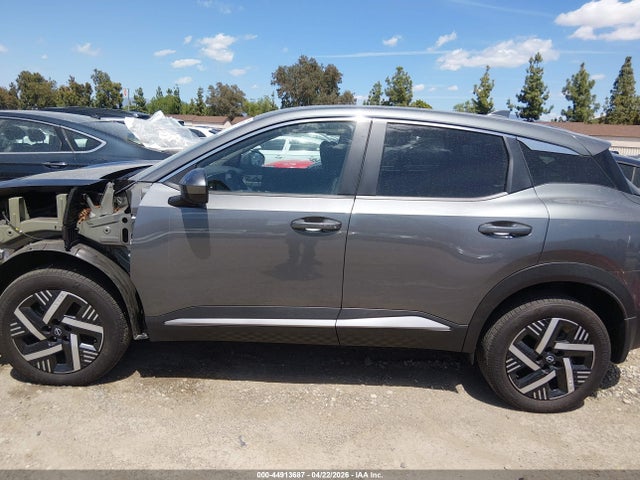 3N8AP6CA9SL417327 Nissan Kicks Sv Fwd