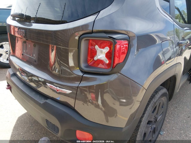 Продажа на аукционе авто 2018 Jeep Renegade Trailhawk 4x4, vin: ZACCJBCB4JPH32128, номер лота: 44913694