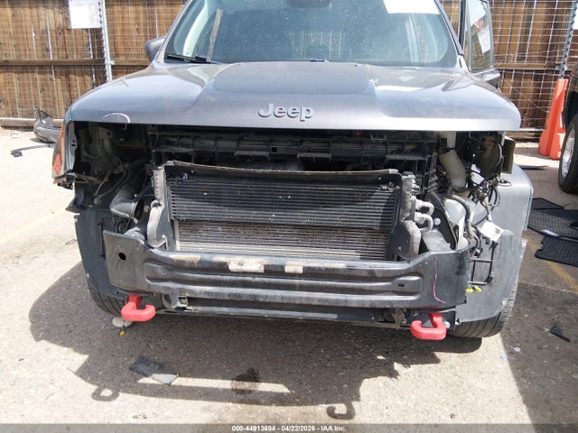 Продажа на аукционе авто 2018 Jeep Renegade Trailhawk 4x4, vin: ZACCJBCB4JPH32128, номер лота: 44913694