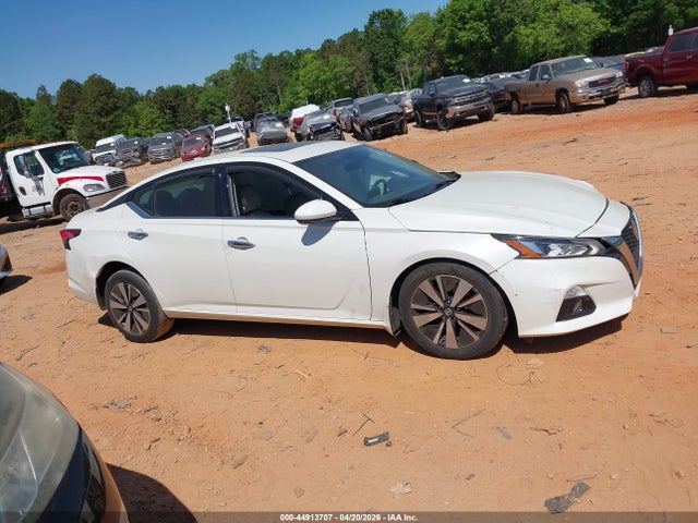 44913707 :رقم المزاد ، 1N4BL4EV9MN305457 vin ، 2021 Nissan Altima Sl Fwd مزاد بيع
