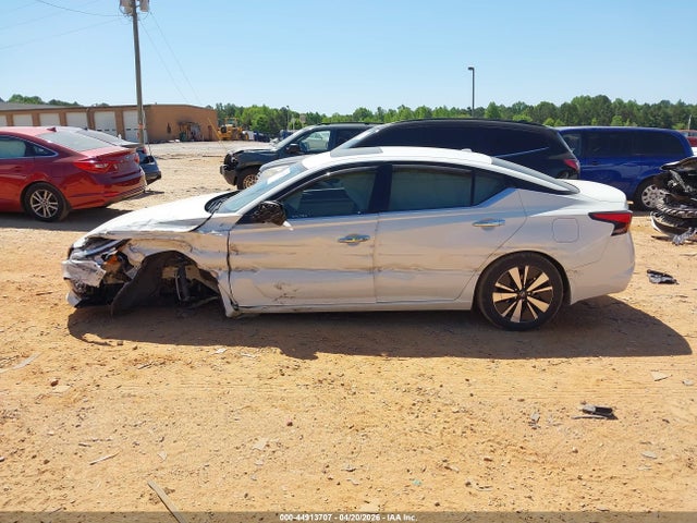 44913707 :رقم المزاد ، 1N4BL4EV9MN305457 vin ، 2021 Nissan Altima Sl Fwd مزاد بيع