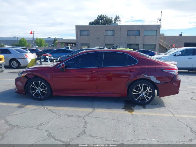 4T1B11HK0JU625148 Toyota CAMRY SE