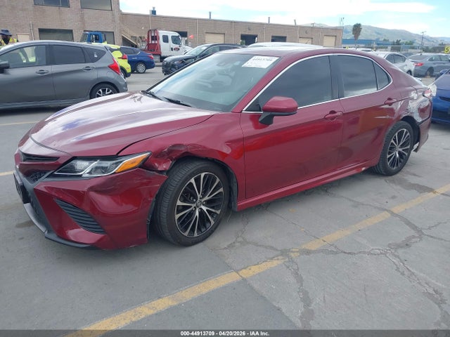 4T1B11HK0JU625148 Toyota CAMRY SE