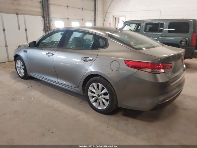 2016 Kia Optima Ex მანქანა იყიდება აუქციონზე, vin: 5XXGU4L30GG112340, აუქციონის ნომერი: 44913770