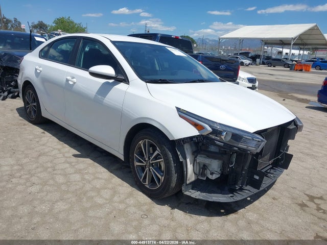2023 Kia Forte Lxs მანქანა იყიდება აუქციონზე, vin: 3KPF24AD5PE605193, აუქციონის ნომერი: 44913774