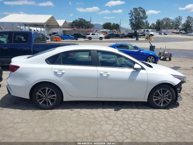 Продажа на аукционе авто 2023 Kia Forte Lxs, vin: 3KPF24AD5PE605193, номер лота: 44913774