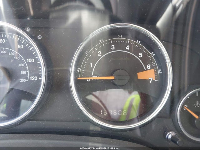 2014 Jeep Compass Latitude მანქანა იყიდება აუქციონზე, vin: 1C4NJCEB0ED707145, აუქციონის ნომერი: 44913794