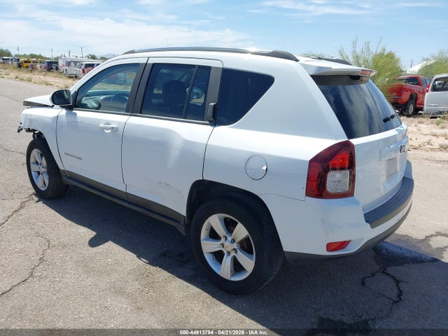 2014 Jeep Compass Latitude მანქანა იყიდება აუქციონზე, vin: 1C4NJCEB0ED707145, აუქციონის ნომერი: 44913794